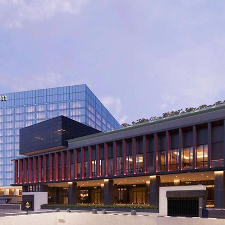 Hotel Hilton Bengaluru Embassy Manyata Business Park Zewnętrze zdjęcie