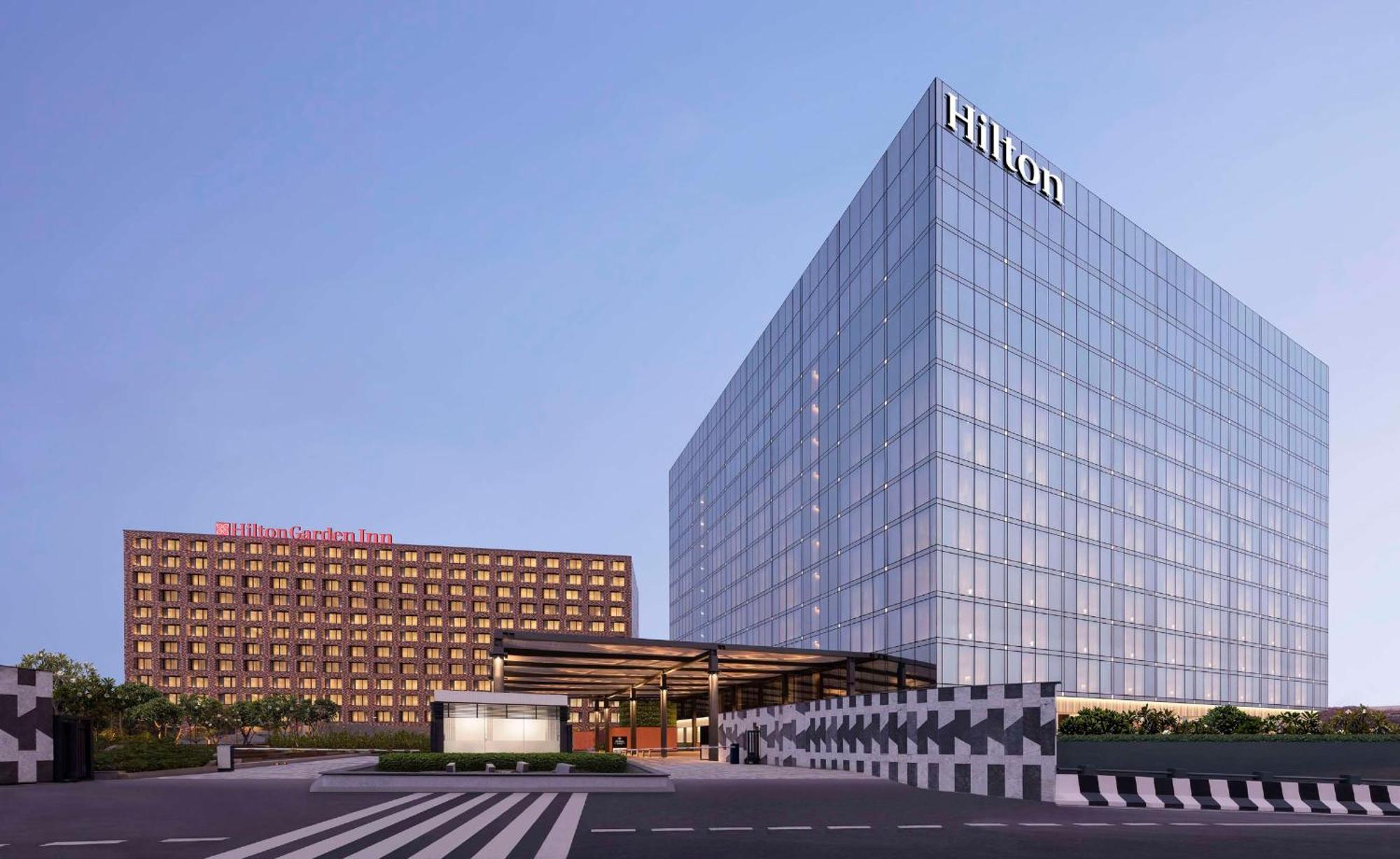 Hotel Hilton Bengaluru Embassy Manyata Business Park Zewnętrze zdjęcie